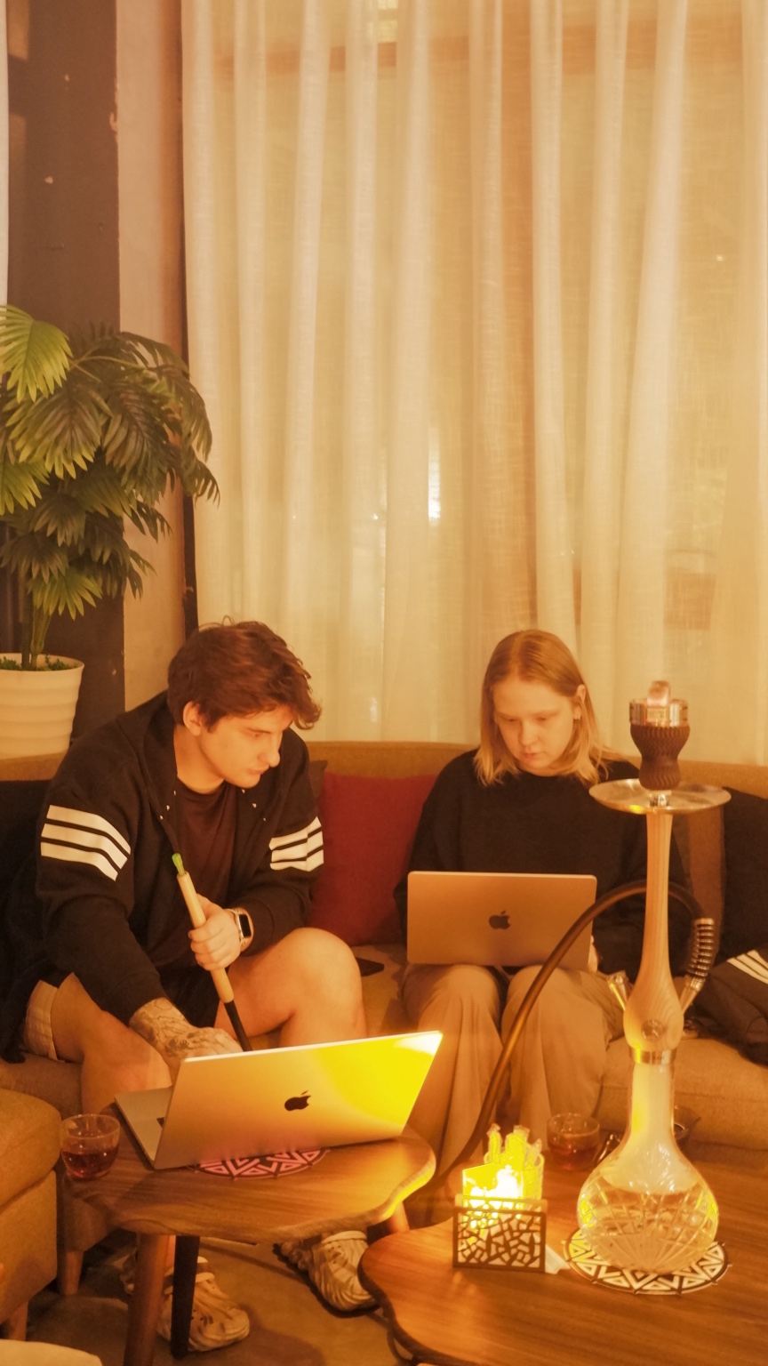 HANSUM lounge atmosphere